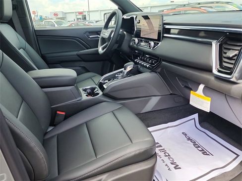 New 2026 GMC Canyon Elevation w/ Convenience Package image 16