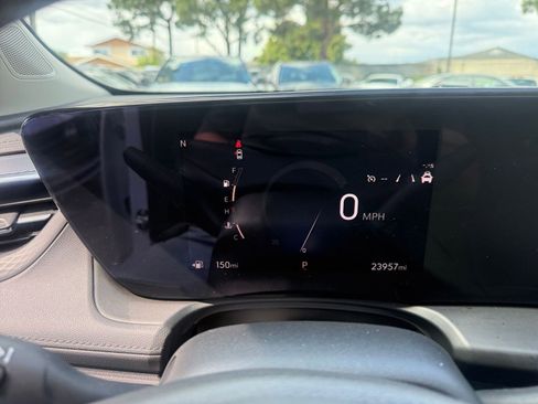 Used 2025 Buick Encore GX Preferred image 37