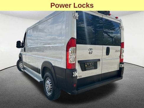 Used 2025 RAM ProMaster 2500 w/ U-Haul Equipment Group FWD image 10