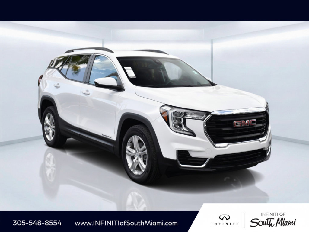 Used 2024 GMC Terrain SLE w/ Driver Convenience Package FWD image 3