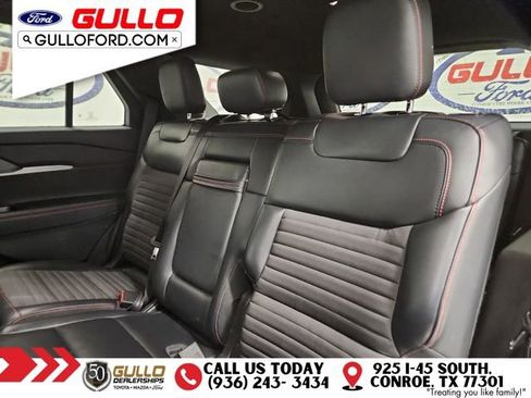 Used 2025 Ford Explorer ST-Line image 13