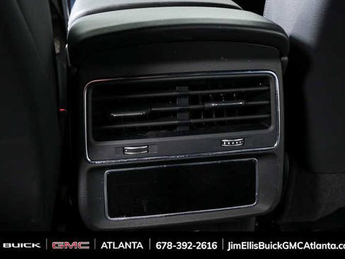Used 2025 Audi Q8 Premium Plus AWD/4WD image 22
