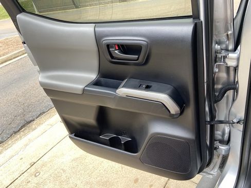 Used 2021 Toyota Tacoma SR5 image 47