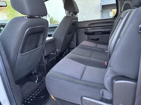 Used 2013 Chevrolet Silverado 2500 LT w/ Convenience Package image 37