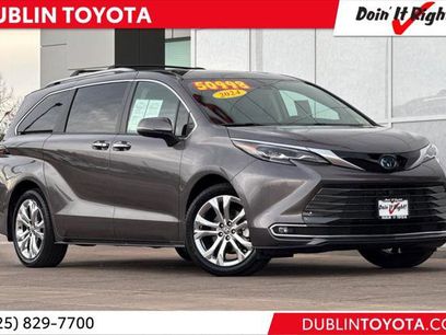 Certified 2024 Toyota Sienna Platinum