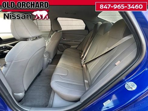 Used 2024 Hyundai Elantra SEL FWD image 12