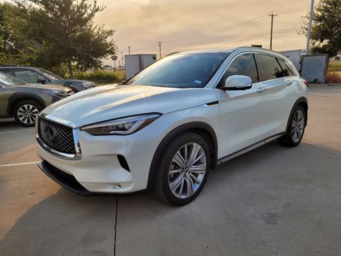 Used 2021 INFINITI QX50 Sensory FWD image 1
