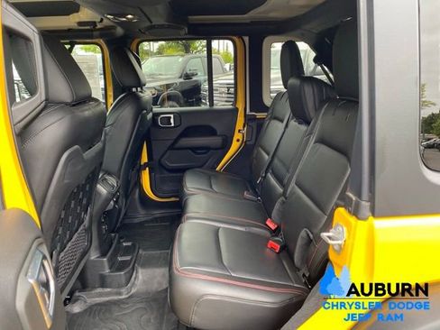 Used 2021 Jeep Wrangler Unlimited Rubicon AWD/4WD image 25
