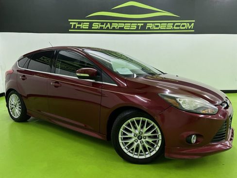 Used 2014 Ford Focus Titanium FWD image 1