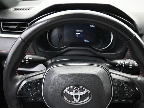 Used 2023 Toyota RAV4 SE w/ Weather & Moonroof Package AWD/4WD image 21