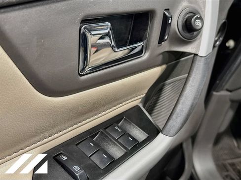 Used 2014 Ford Edge SEL w/ Equipment Group 205A AWD/4WD image 19