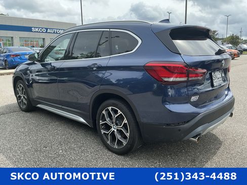 Used 2022 BMW X1 sDrive28i w/ Convenience Package FWD image 3