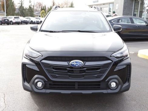 Certified 2025 Subaru Outback w/ Popular Package #1A image 12