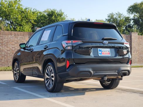 Used 2025 Subaru Forester Touring w/ Popular Package - Touring image 8