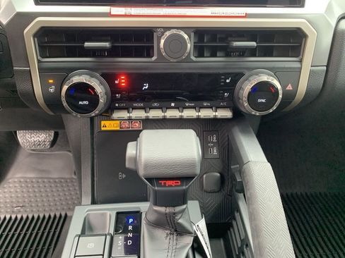New 2025 Toyota Tacoma TRD Off-Road AWD/4WD image 21