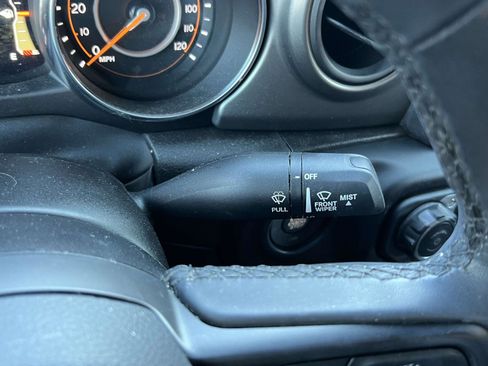 Used 2023 Jeep Wrangler Sport image 19