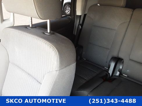 Used 2019 GMC Yukon SLE image 27