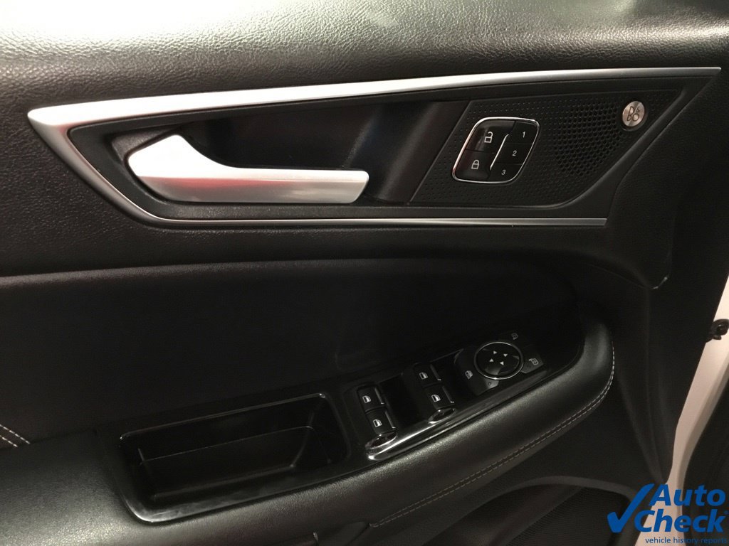 Used 2019 Ford Edge ST w/ Equipment Group 401A AWD/4WD image 28