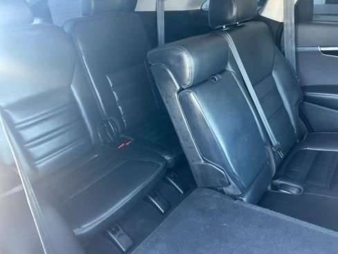 Used 2019 Kia Sorento EX FWD image 24
