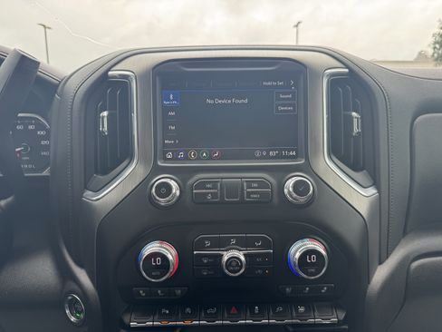 Used 2022 GMC Sierra 1500 Denali RWD image 13