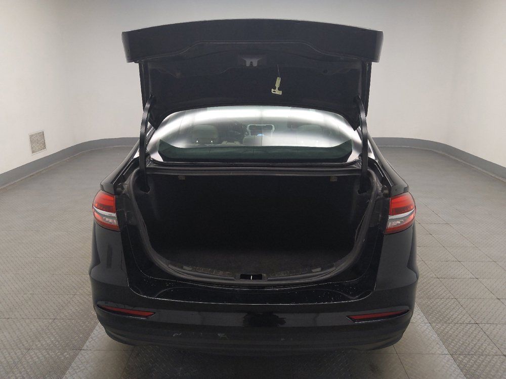 Used 2020 Ford Fusion S FWD image 29