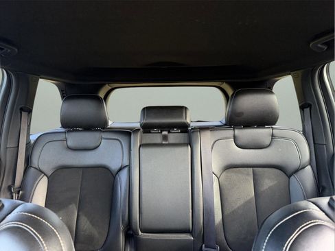 Used 2023 Jeep Grand Cherokee Altitude image 34