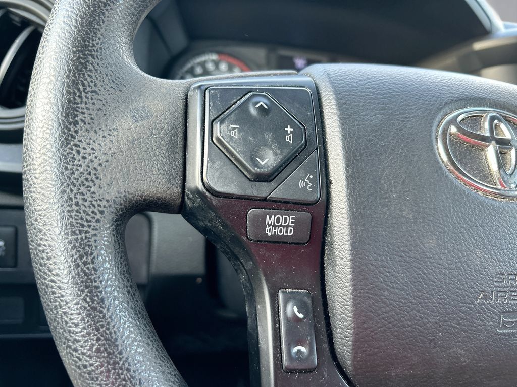 Used 2022 Toyota Tacoma SR RWD image 15