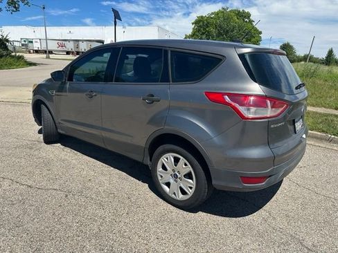 Used 2014 Ford Escape S FWD image 2