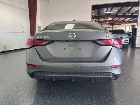 Used 2022 Nissan Sentra SV image 5