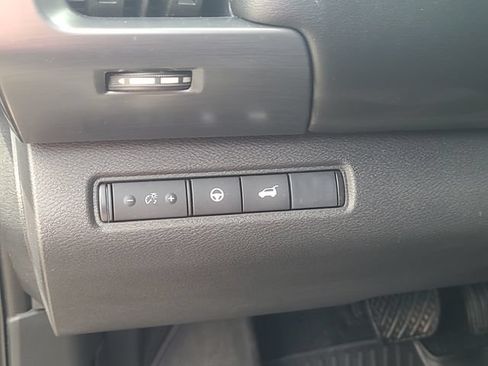 Used 2025 Nissan Pathfinder Rock Creek AWD/4WD image 14
