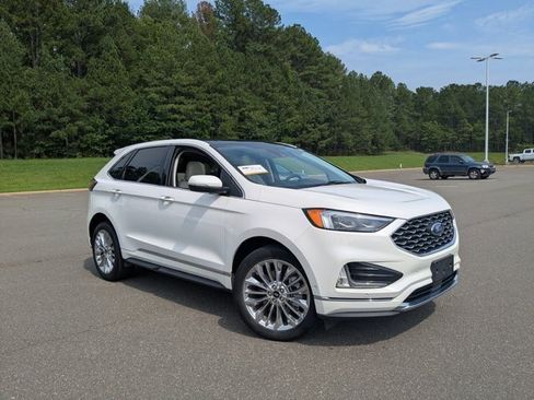 Certified 2024 Ford Edge Titanium w/ Titanium Elite Package AWD/4WD image 1