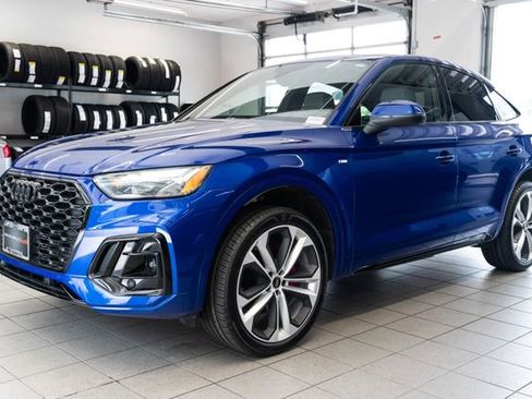 Certified 2024 Audi Q5 2.0T Premium Plus w/ Premium Plus Package AWD/4WD image 3
