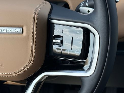 New 2026 Land Rover Range Rover Sport SE AWD/4WD image 18