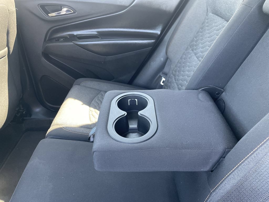 Used 2018 Chevrolet Equinox LT FWD image 40