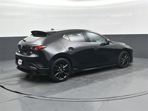 Used 2024 MAZDA MAZDA3 Hatchback w/ Appearance Package image 4
