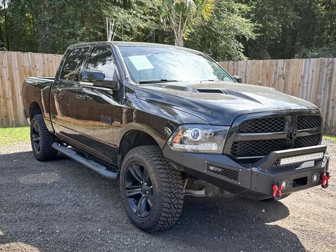 Used 2017 RAM 1500 Sport w/ Quick Order Package 26Q Night AWD/4WD image 16