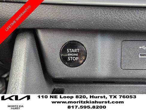 Used 2024 Nissan Rogue SV FWD image 23