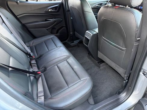 Used 2025 Chevrolet Trax RS w/ Driver Confidence Package image 31