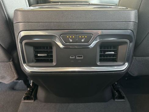 Certified 2026 GMC Sierra 1500 SLT AWD/4WD image 13