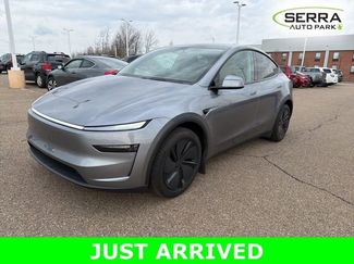 Used 2026 Tesla Model Y AWD video 1
