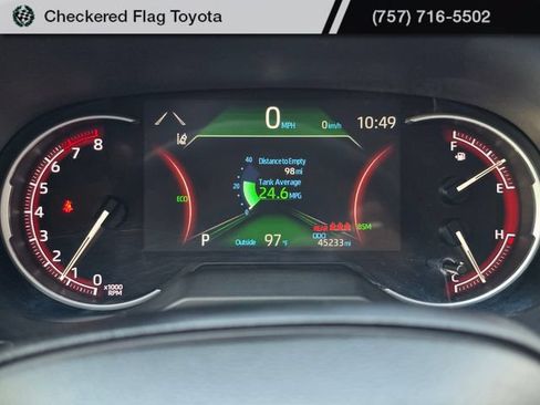 Used 2025 Toyota RAV4 XLE AWD/4WD image 16