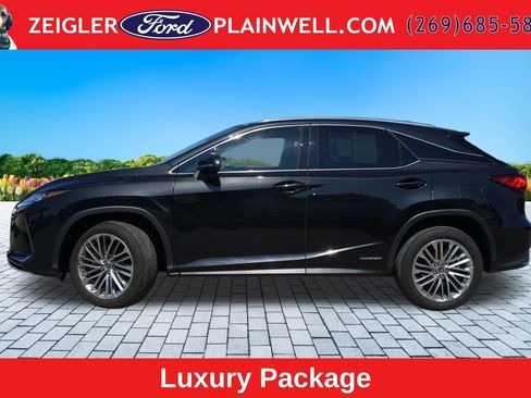 Used 2022 Lexus RX 450h AWD w/ Luxury Package image 2