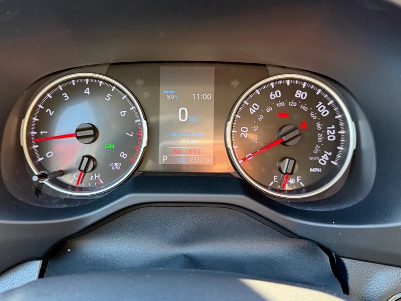 Used 2021 Toyota RAV4 XLE AWD/4WD image 23
