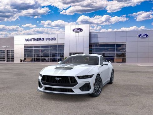 New 2026 Ford Mustang GT w/ GT Performance Package RWD image 2