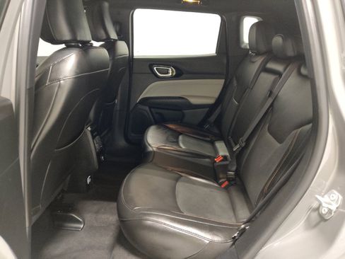 Used 2023 Jeep Compass Limited AWD/4WD image 18