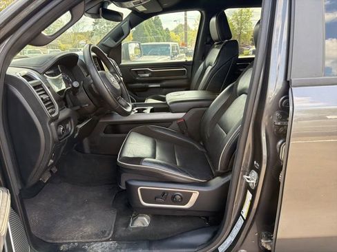 Used 2024 RAM 1500 Laramie image 18