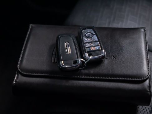 Used 2022 Lincoln Navigator L Black Label AWD/4WD image 39