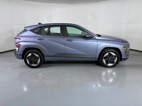 Used 2024 Hyundai Kona SE FWD image 9