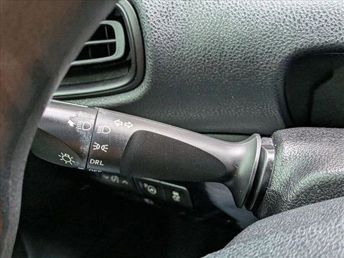 Used 2022 Toyota Prius LE image 15