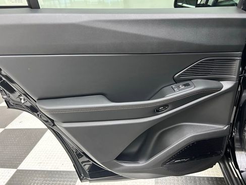 New 2026 Jeep Cherokee Limited AWD/4WD image 13